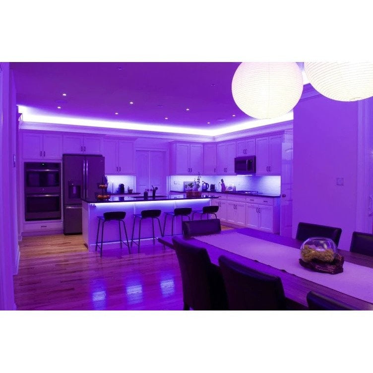 Bandă LED RGB de 5 m, cu telecomandă